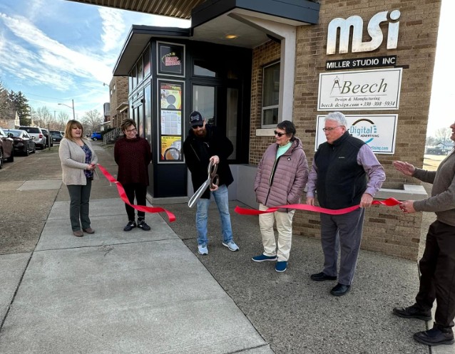 Ribbon Cutting at Magic Mounts in New Philadelphia